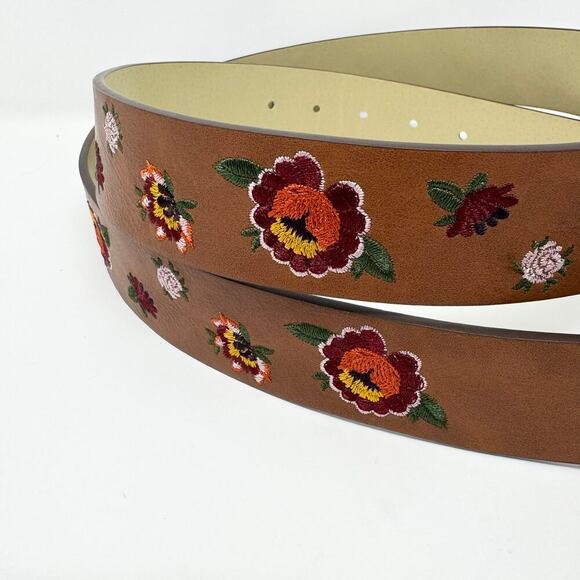 Time and Tru Brown Floral Embroidered Vegan Leather Belt Boho Women's Plus Sz 2X - Picture 2 of 12
